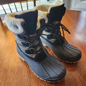 STQ Winter Snow Boots for Women Cold Weather, Black/Stripe, Size 8 - New